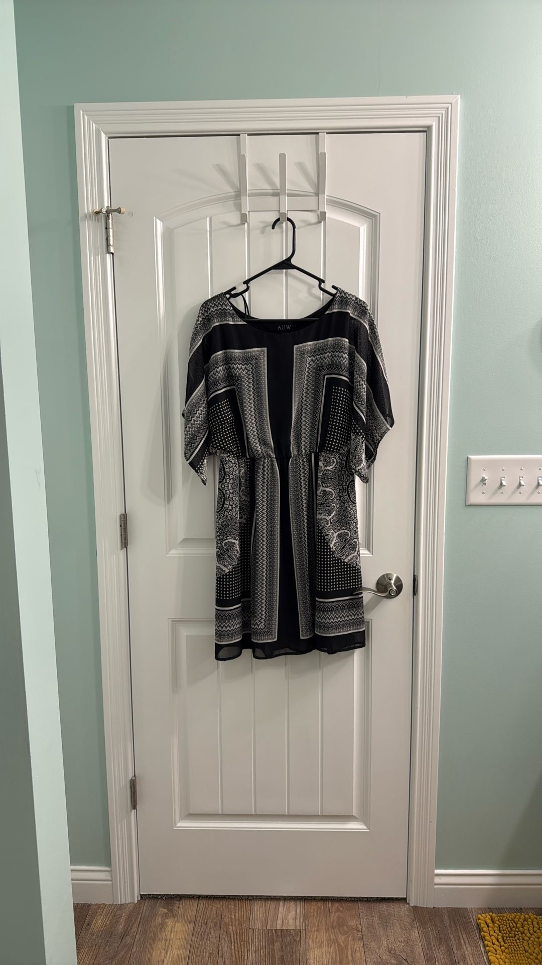 AUW Dress