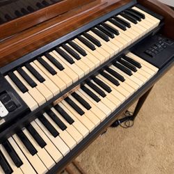 Vintage Baldwin Electronic Organ 
