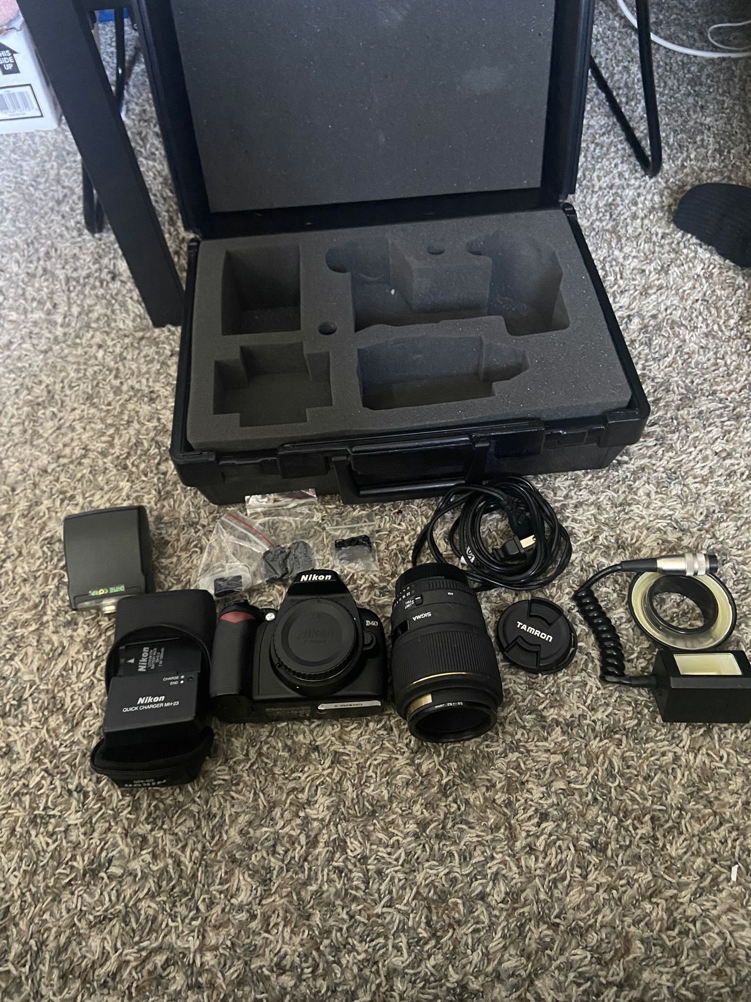 Nikon Digital Camera D40