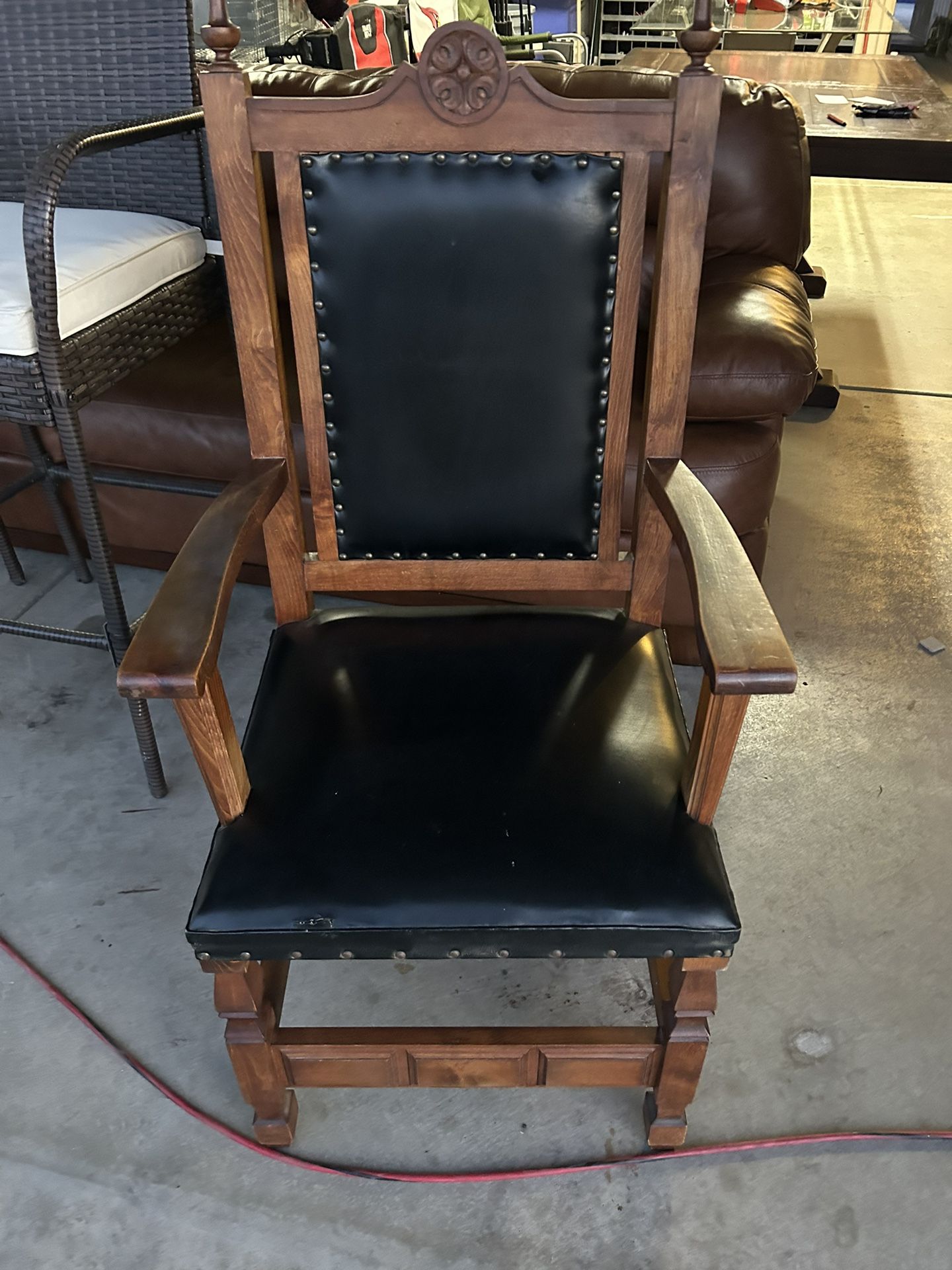 Antique Gentleman’s Chair