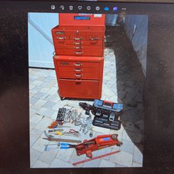 Rollaway Tool Box With Extras
