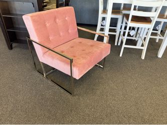Pink accent chair