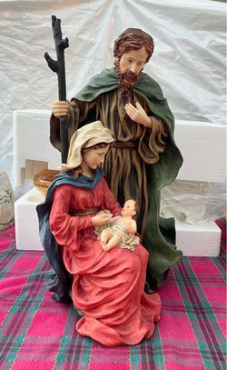 Home Interiors and gift. Holy Family Nativity Fegurine.
