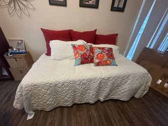 Trundle bed 2 twins
