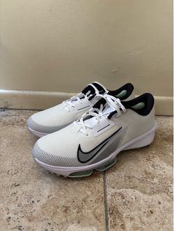 Nike men’s golf shoes size 11