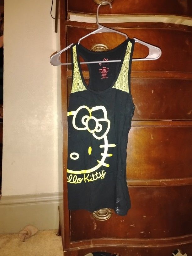 Hello Kitty Sanrio Tank Top Size Medium 