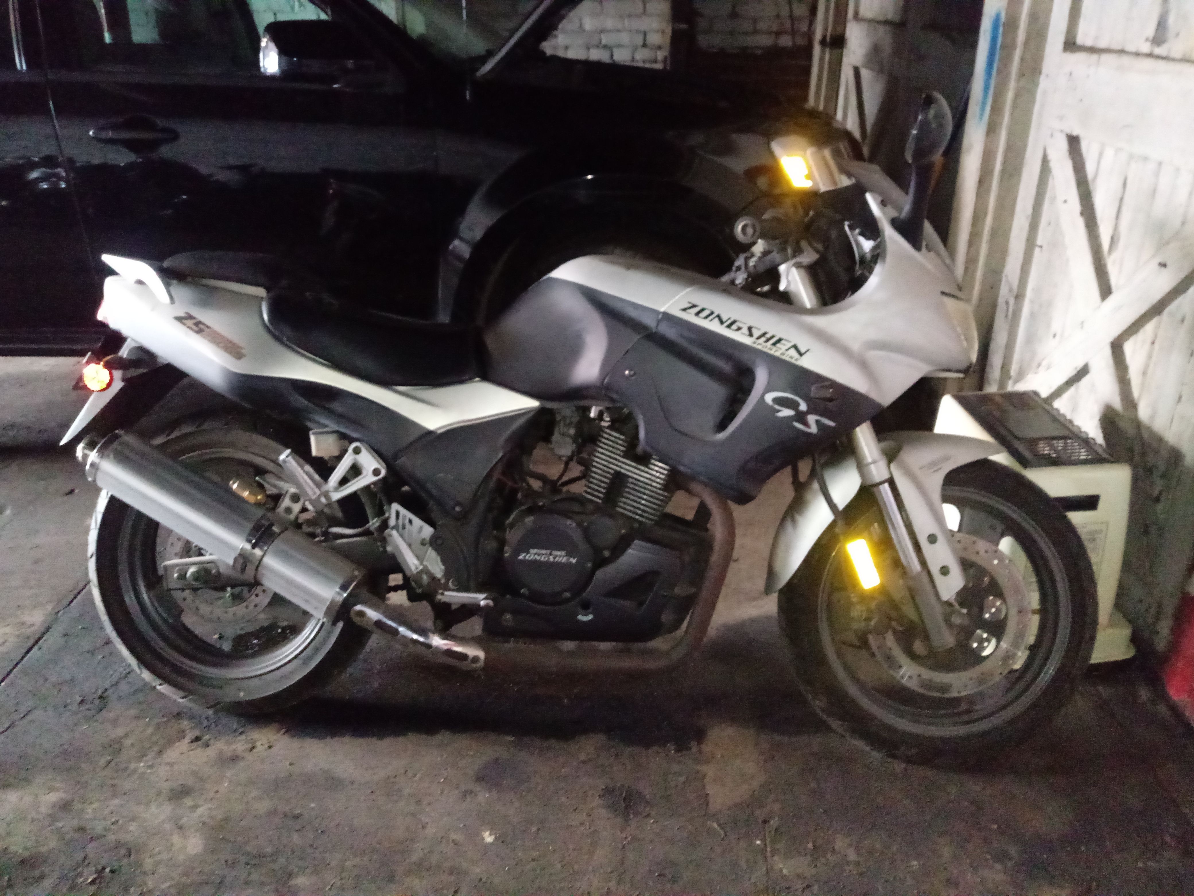 2006 zongshen gs250 runs just needs new battery