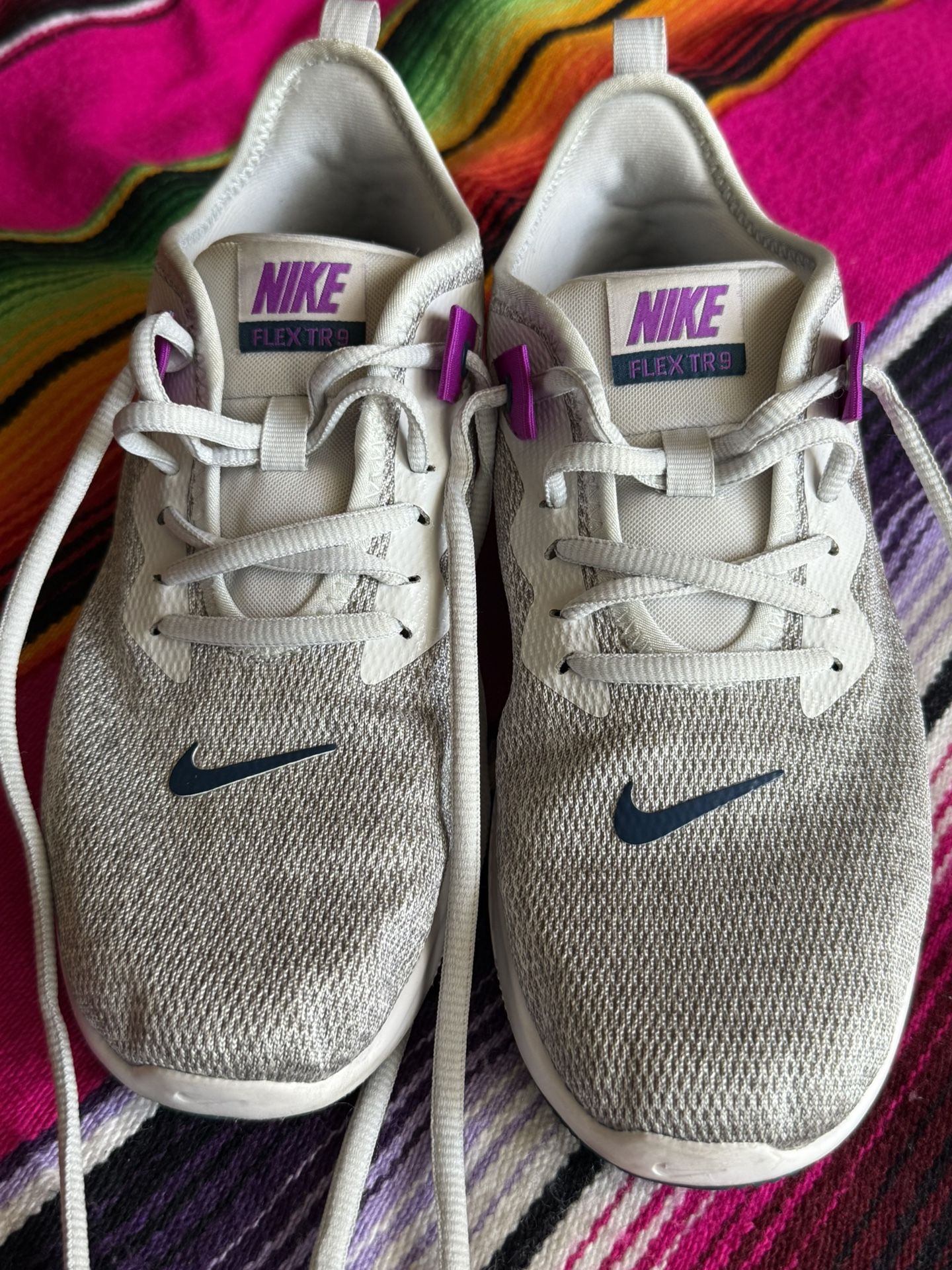Nike - Women's Flex TR9