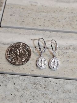 Dangle hoop earrings