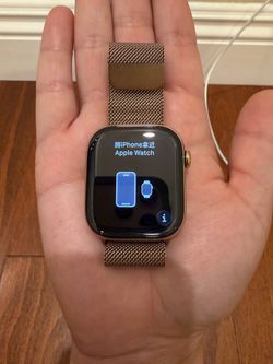 Apple Watch with Gold Milanese Loop Band