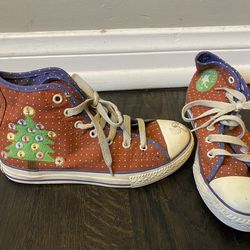 Vintage Christmas Tree Converse