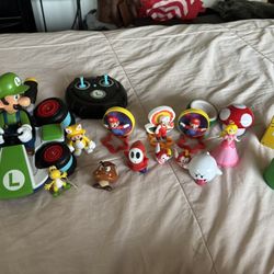 Super Mario Random Figures
