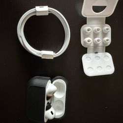 Apple AirPods Pro 2 USB-C 