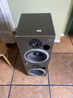 Samson speakers