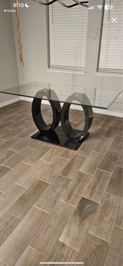 Dinning Room Table