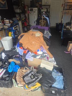 Tons of clothes mens womens  used clothes purses shoes hat some y2k some vintage