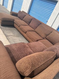 Huge sectional couch, very nice