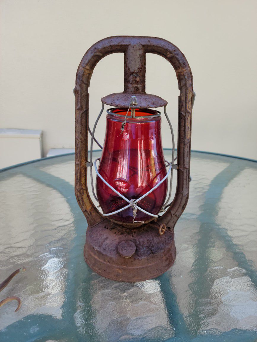 Antique Dietz Railroad Lantern 
