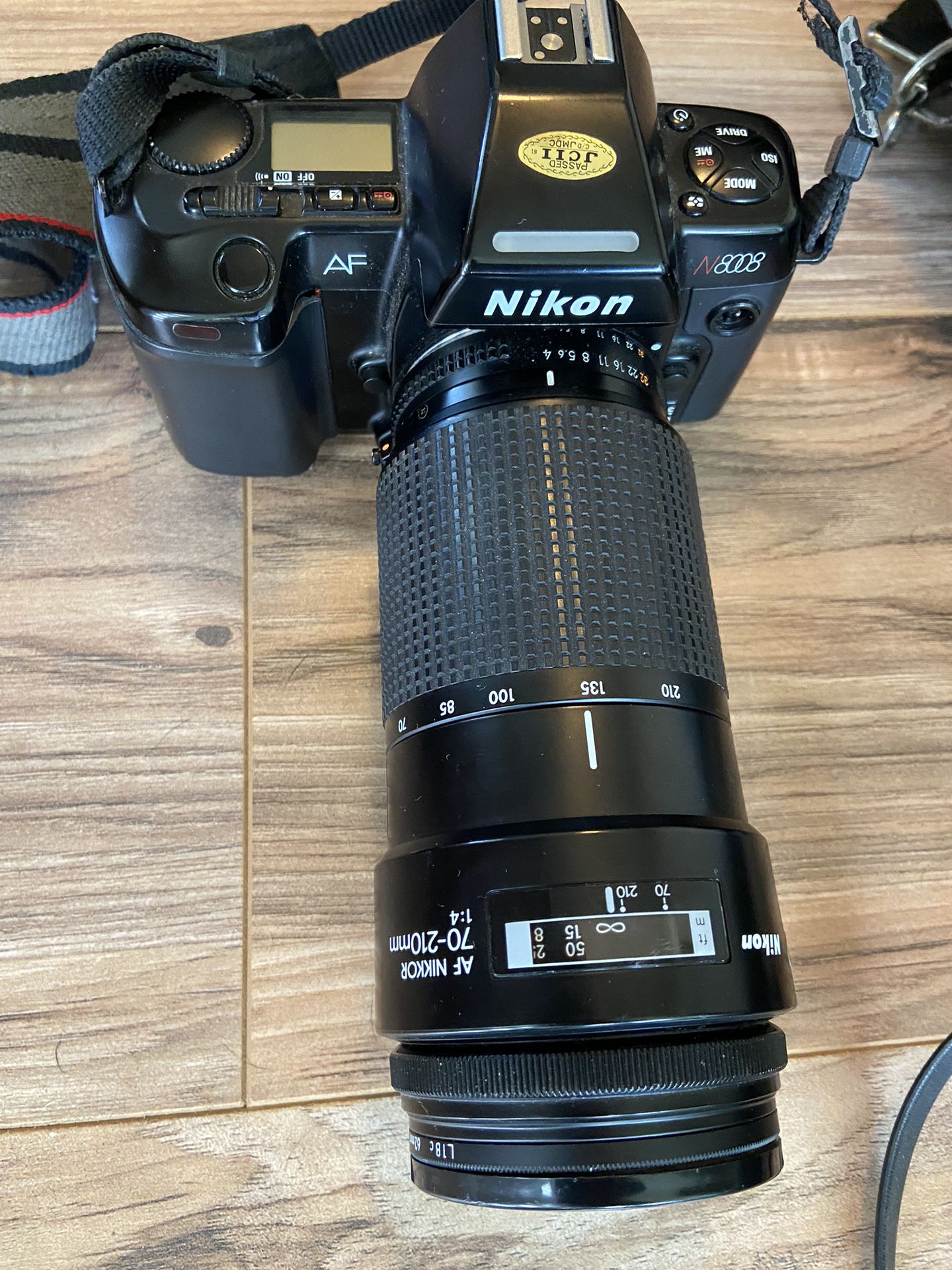 Nikon AF N8008 Camera with Assorted lens