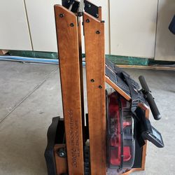 Rowing Machine - Fitness