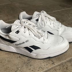 Size 11 Reebok “BB 4000 II”  Slight Flaws - Slightly Creased