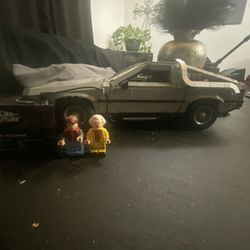 Lego Back to the future Time Machine set 