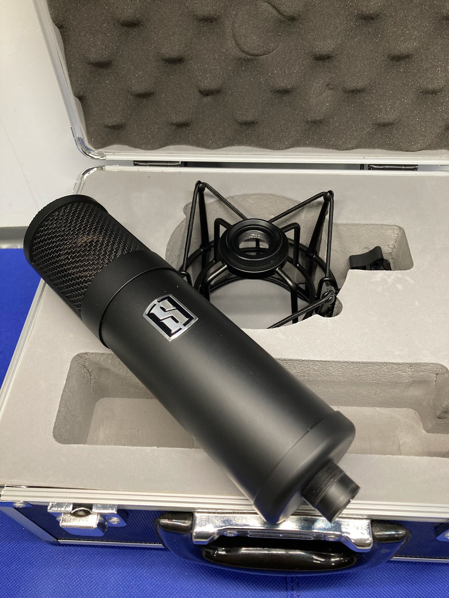 Slate Digital ML1 Condenser Microphone with Case