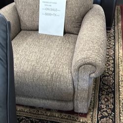 Power Reclining Lift Chairs On Sale