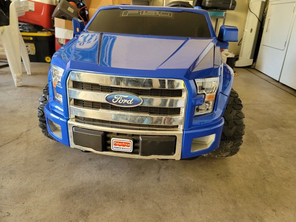 POWER WHEELS F150