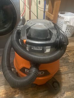 RIDGID Wet/Dry Shop Vacuum with Hose