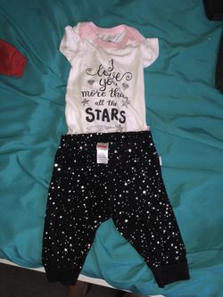 Baby girl clothes 3 to 9 months