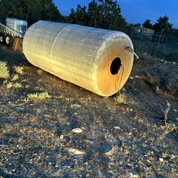 2500 Gallon Water Tank