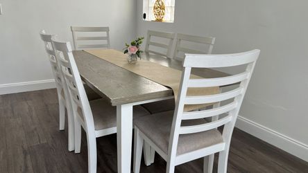 Dining Table Set with 6 Chairs - Available for pick up as soon as possible- Prices are negotiable!!