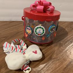 Tokyo Disney Resort Exclusive Christmas Gift Mickey and Minnie Popcorn Bucket
