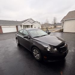 2014 Chevy Cruz 77,000 Miles