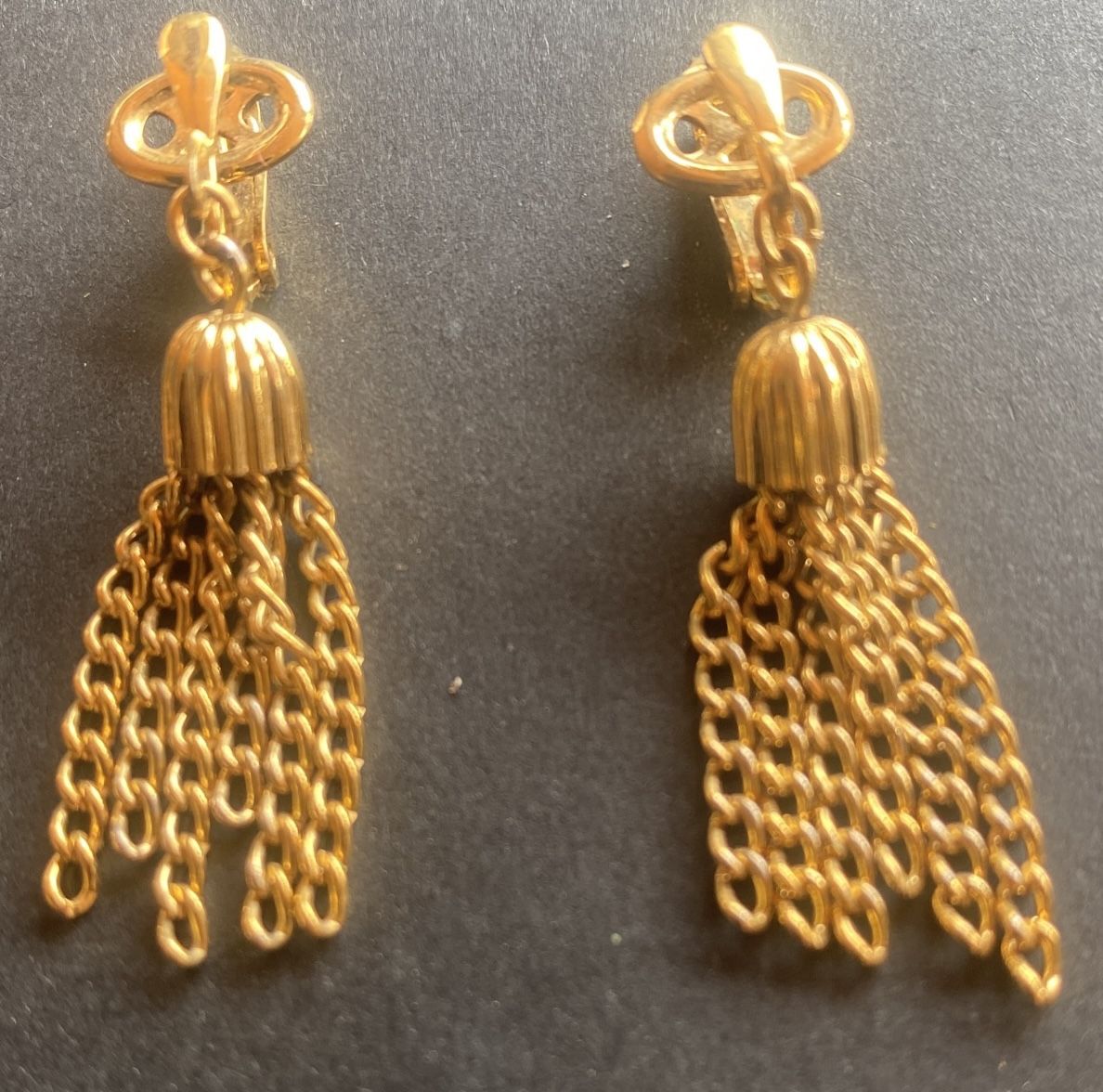 SOLD - CROWN TRIFARI 1950's - 60’s MCM Gold Tone 1 3/4” Clip On Dangle Chain Earrings