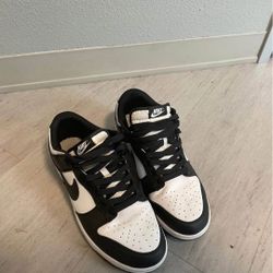 Nike Panda Dunks