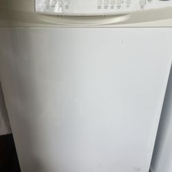 Dishwasher 