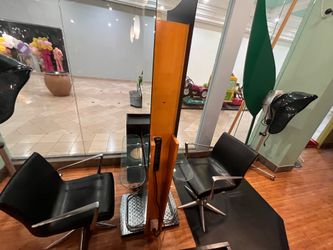 3 double sided hair stations