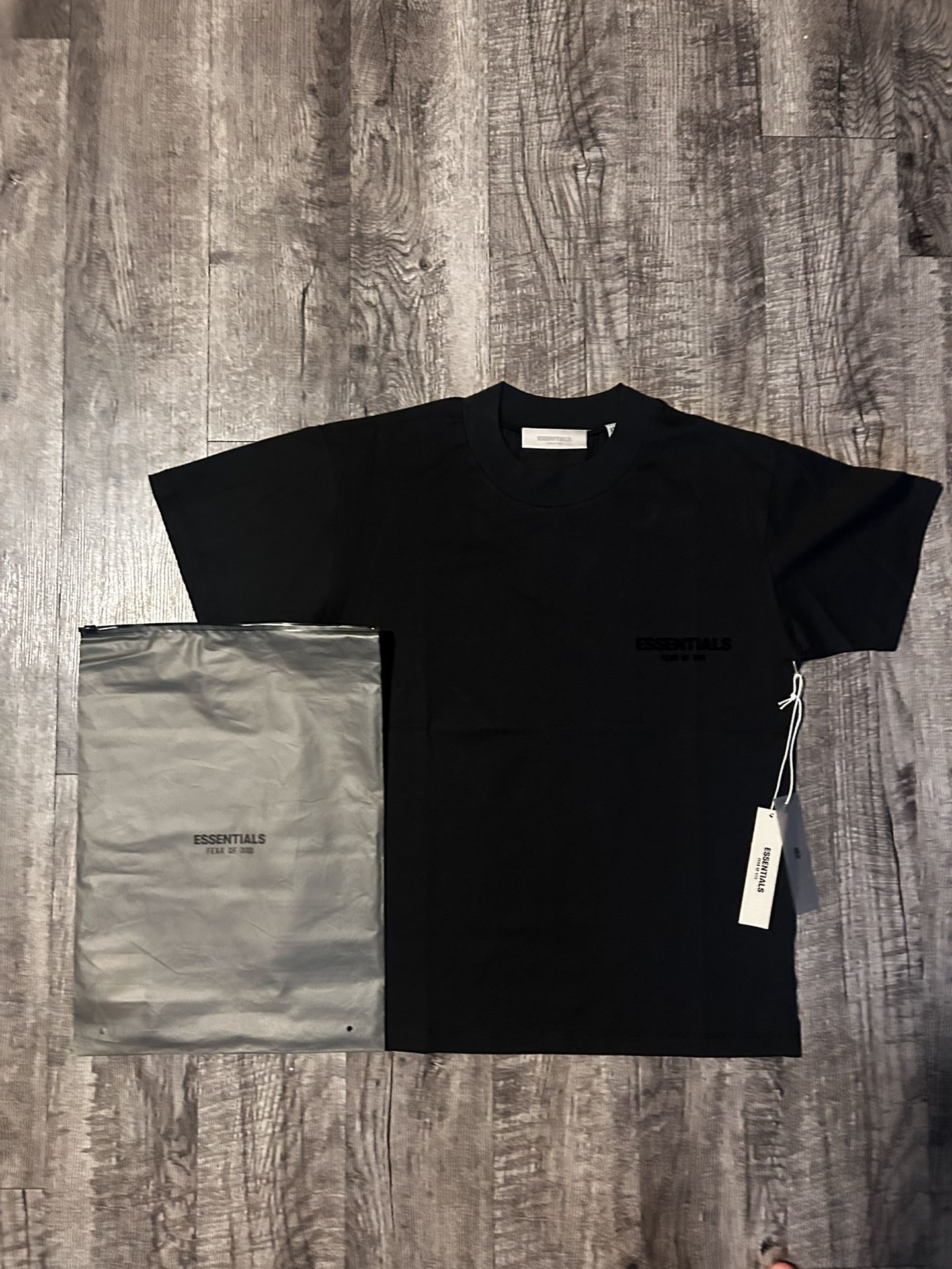 Essentials T-Shirt (NEW) LOOK FOR OFFERS
