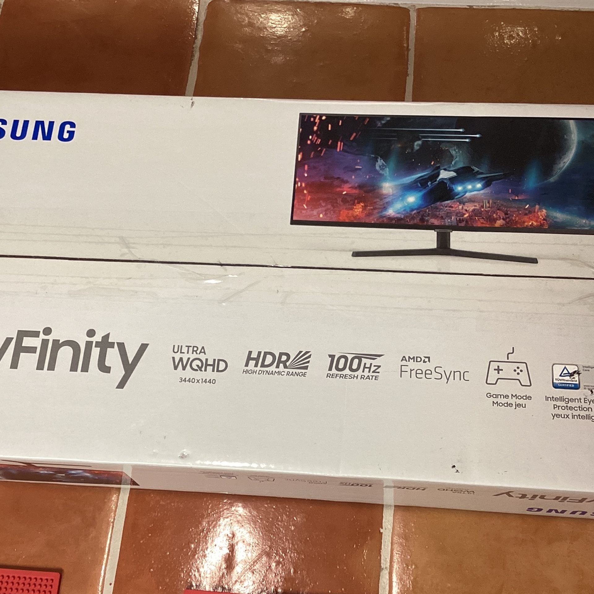 Samsung View Finity Monitor