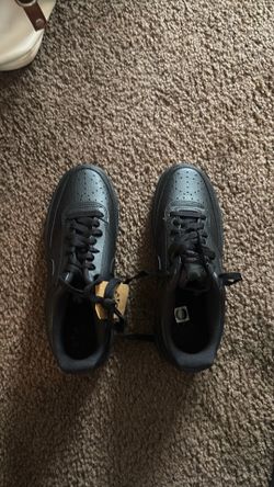 Men Nike shoes size 7