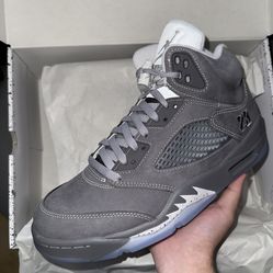 Jordan 5 wolf grey