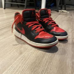 Jordan 1 Mid Top