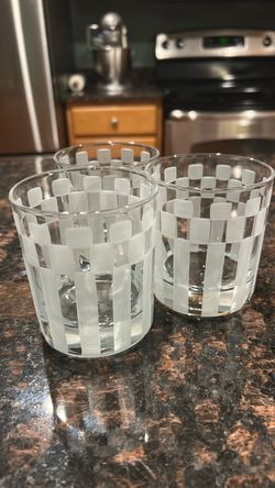 Etched Checkered Drinking Cups
