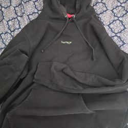 Supreme Hoodie 