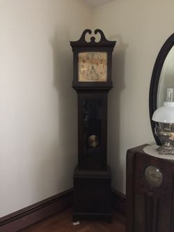 Antique mahogany Grandfather Clock