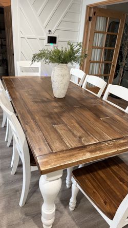 Dinning Table