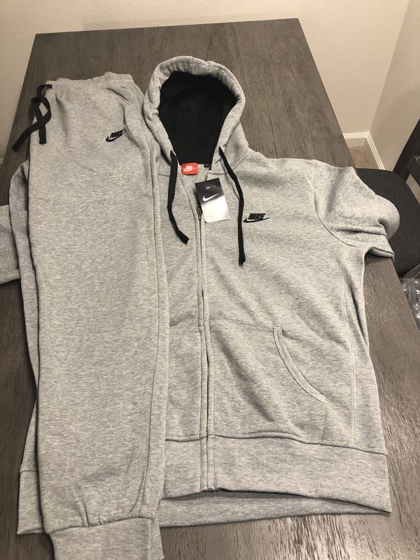 nike sweat suits in stores