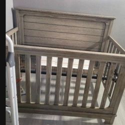 Baby Crib 